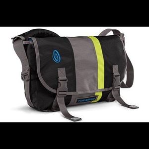Timbuk2 D-Lux Laptop Messenger Bag (medium)